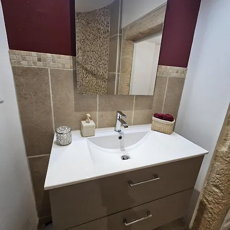 Le Sherlock * サルラ・ラ・カネダ