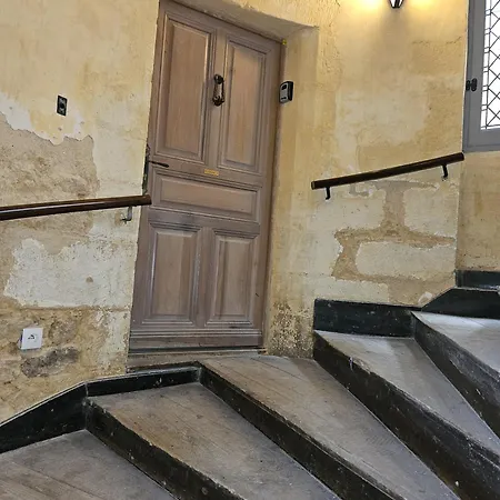 アパート Le Sherlock *