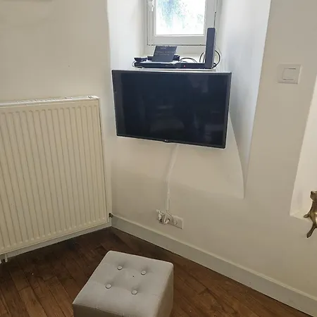 Le Sherlock شقة سارلا لا كانيدا