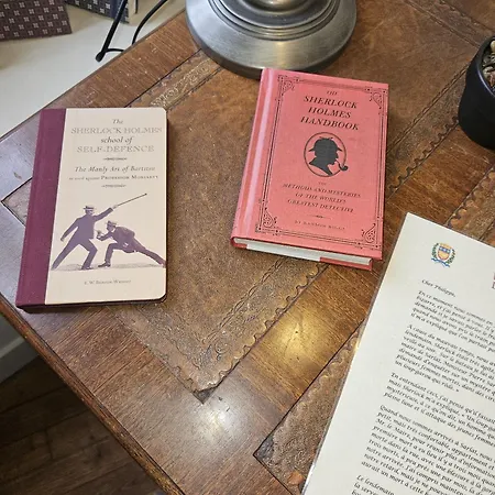 Le Sherlock アパート サルラ・ラ・カネダ