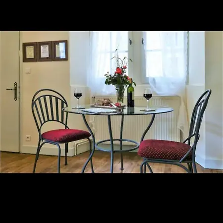 Le Sherlock アパート サルラ・ラ・カネダ