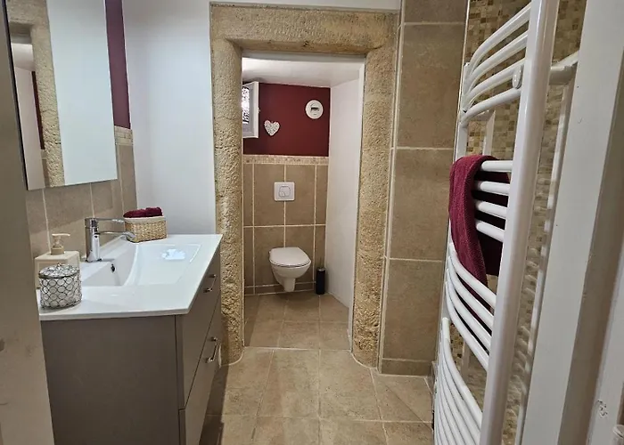 Le Sherlock סרלה-לה קנדה